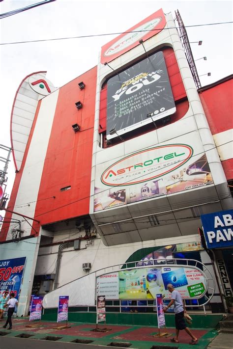 Hotels near Ali Mall, Cubao: Find $14 Hotel Deals .